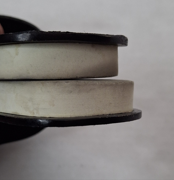 Vince Leather Sandal - Picture 13 of 16